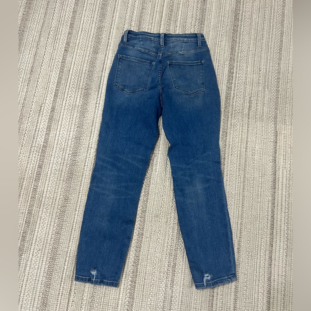 Distressed Jeans - Picture 2 of 4
